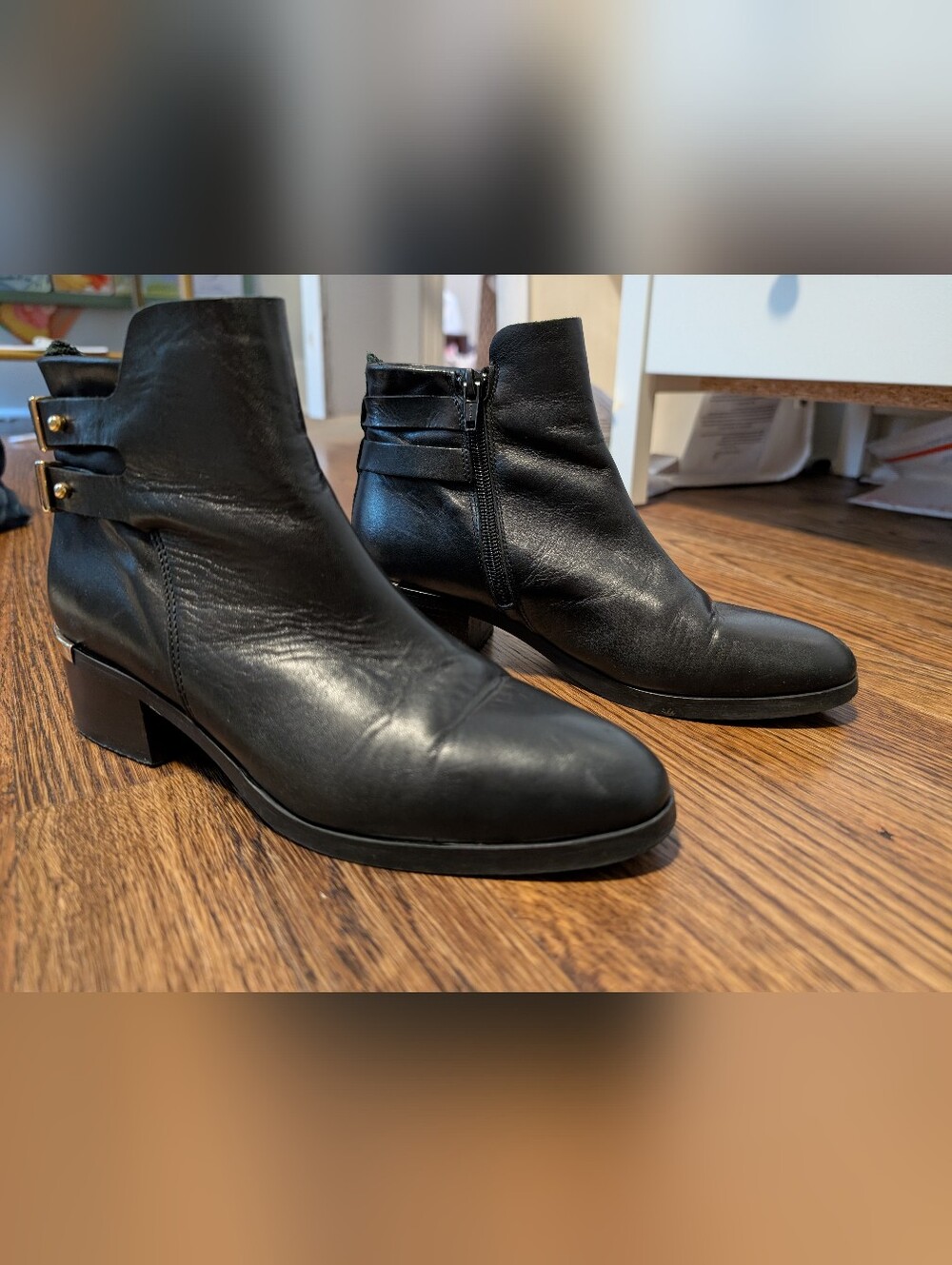Minelli Black Leather Chukka Ankle Boots with Side Zip
